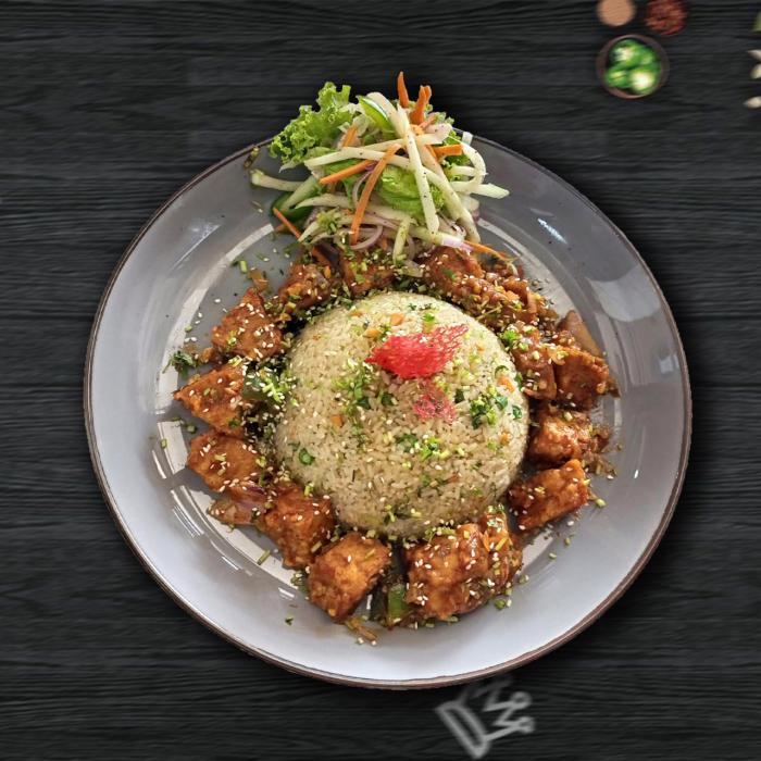 GENERAL TAO TOFU & Fried Rice/ Noodles Serve with Salad